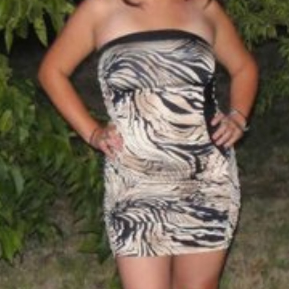 Strapless dress